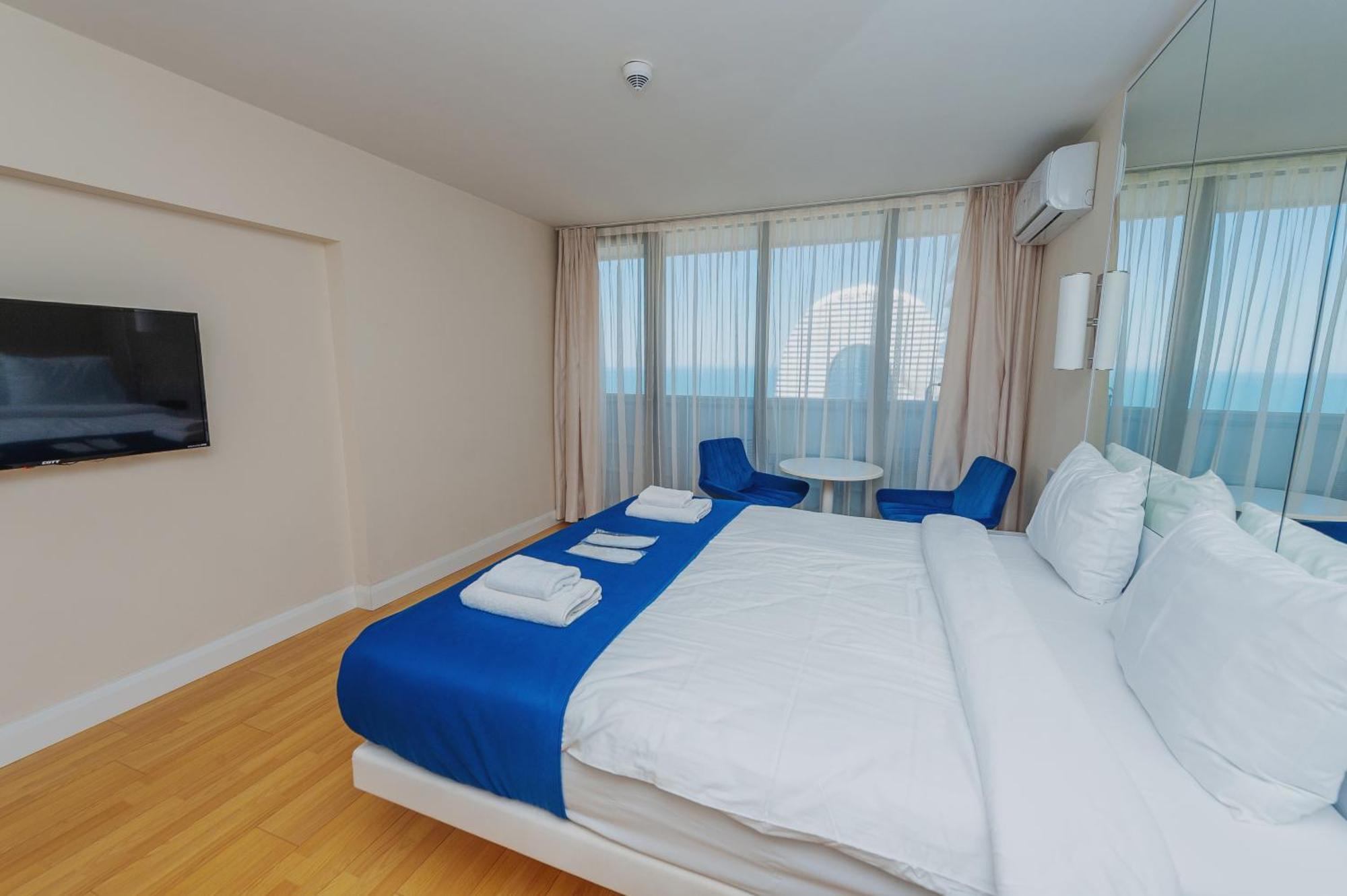 Orbi City Luxury Towers Aparthotel Batumi Exterior foto